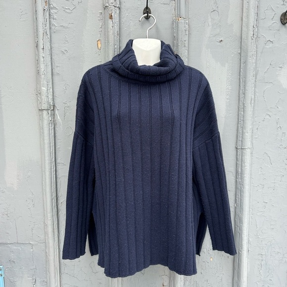 Allude Wool Cashmere Ribbed turtleneck, size Small - Picture 1 of 15